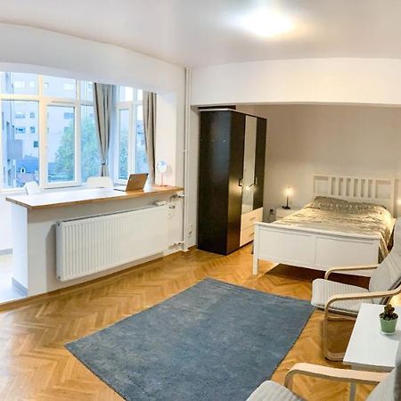 Luterana Studio Apartment Bukarest Eksteriør billede