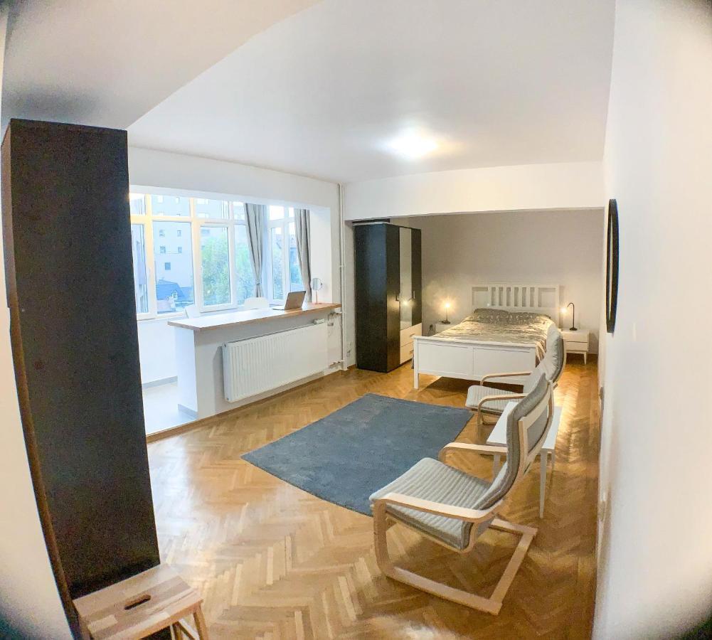Luterana Studio Apartment Bukarest Eksteriør billede