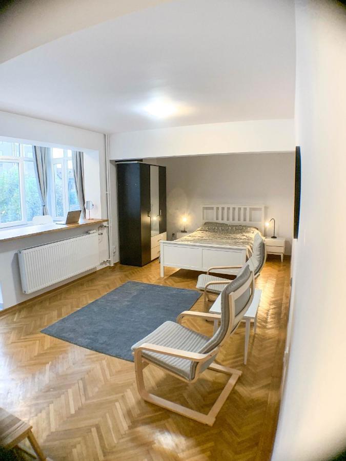 Luterana Studio Apartment Bukarest Eksteriør billede