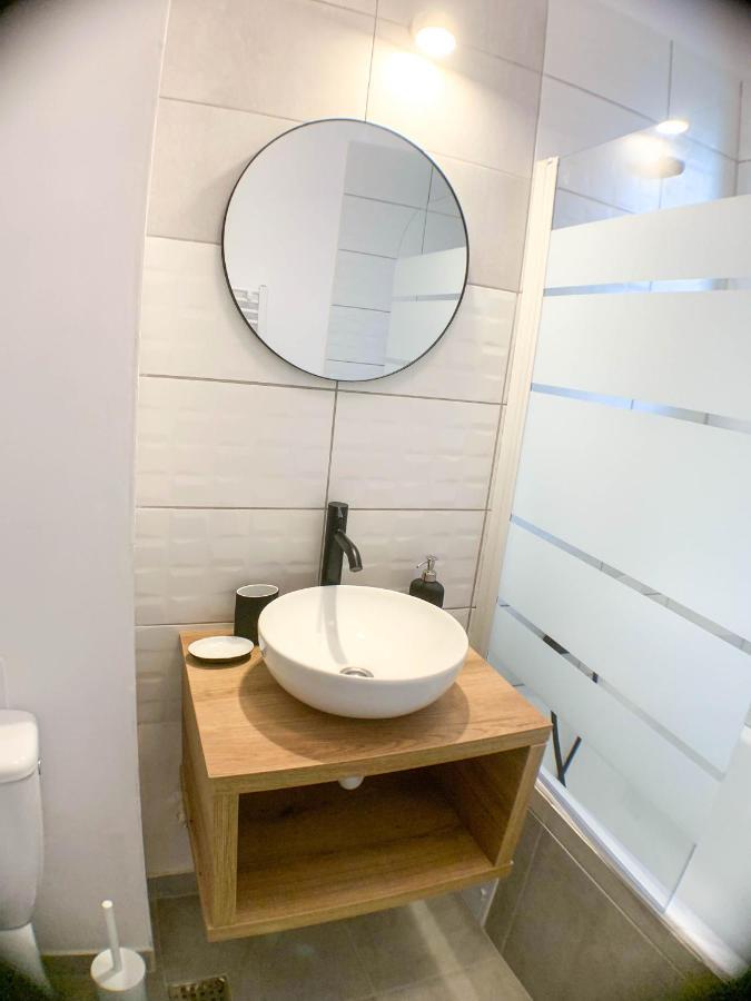 Luterana Studio Apartment Bukarest Eksteriør billede